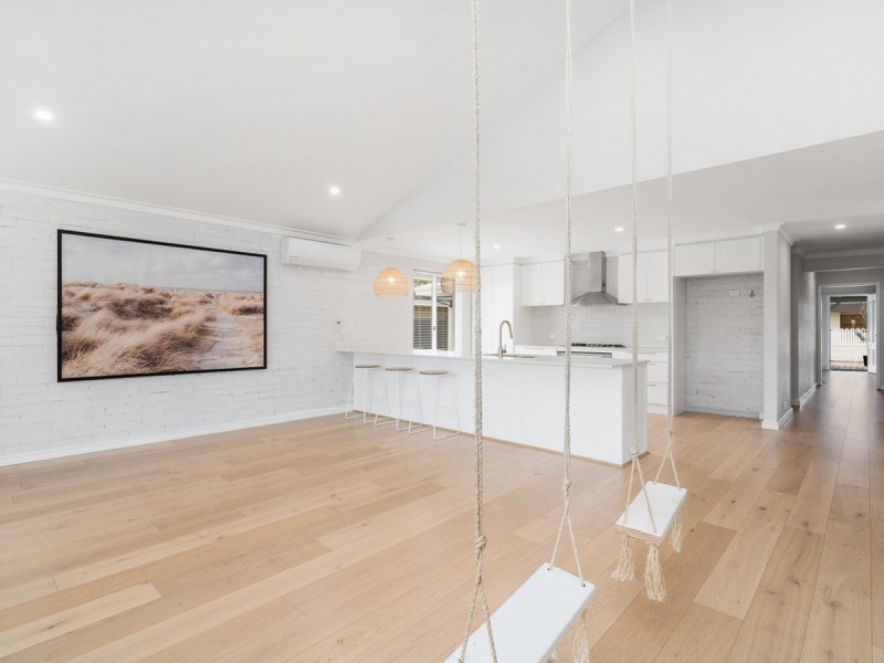 36 Eclipse Way, Beckenham WA 6107