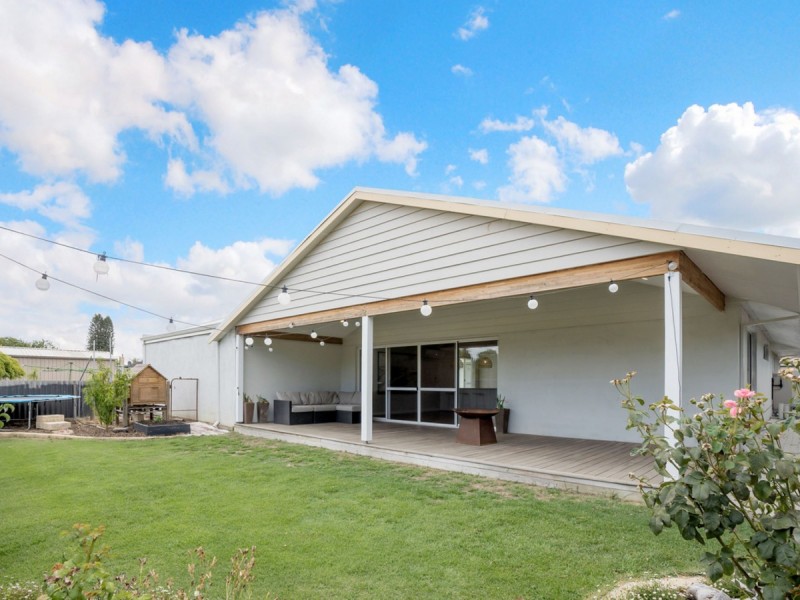 36 Eclipse Way, Beckenham WA 6107