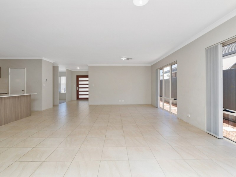 4 Tringa Rise, East Cannington WA 6107