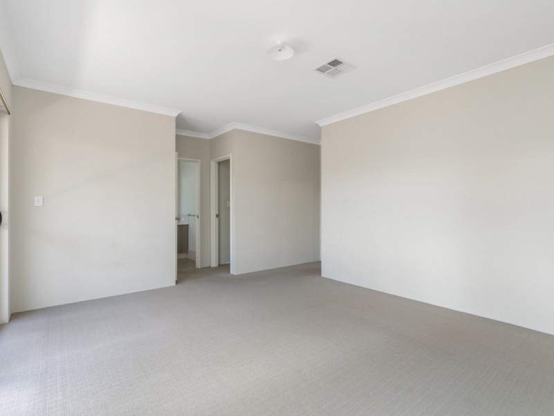 4 Tringa Rise, East Cannington WA 6107