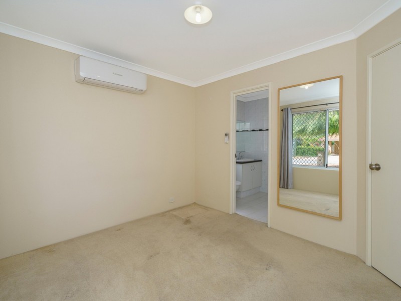 155 Hamilton Street, Queens Park WA 6107