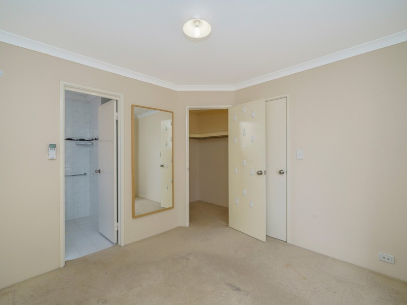 155 Hamilton Street, Queens Park WA 6107