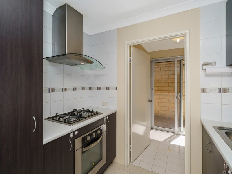 155 Hamilton Street, Queens Park WA 6107