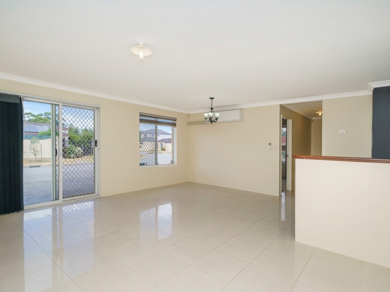 155 Hamilton Street, Queens Park WA 6107