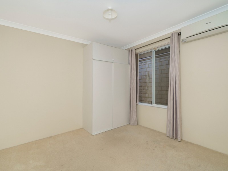 155 Hamilton Street, Queens Park WA 6107