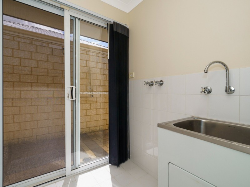 155 Hamilton Street, Queens Park WA 6107