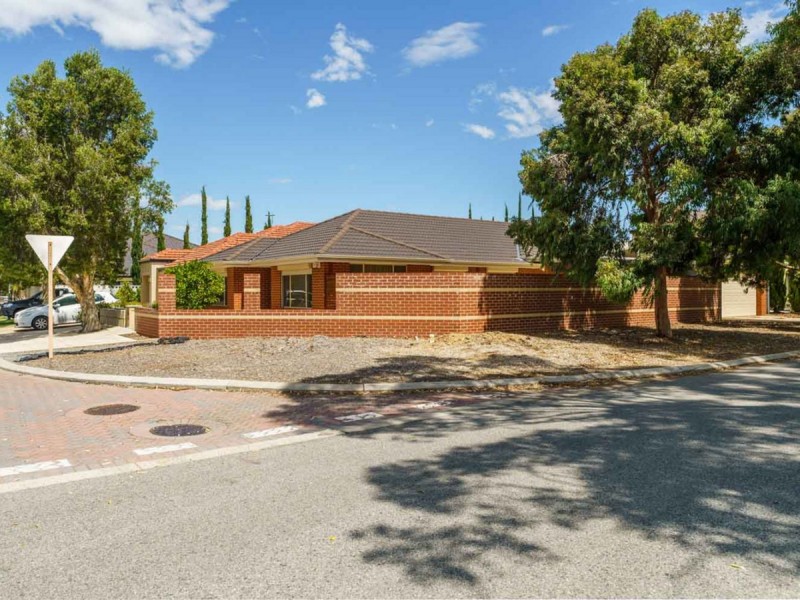 2 Greaves Row, Belmont WA 6104