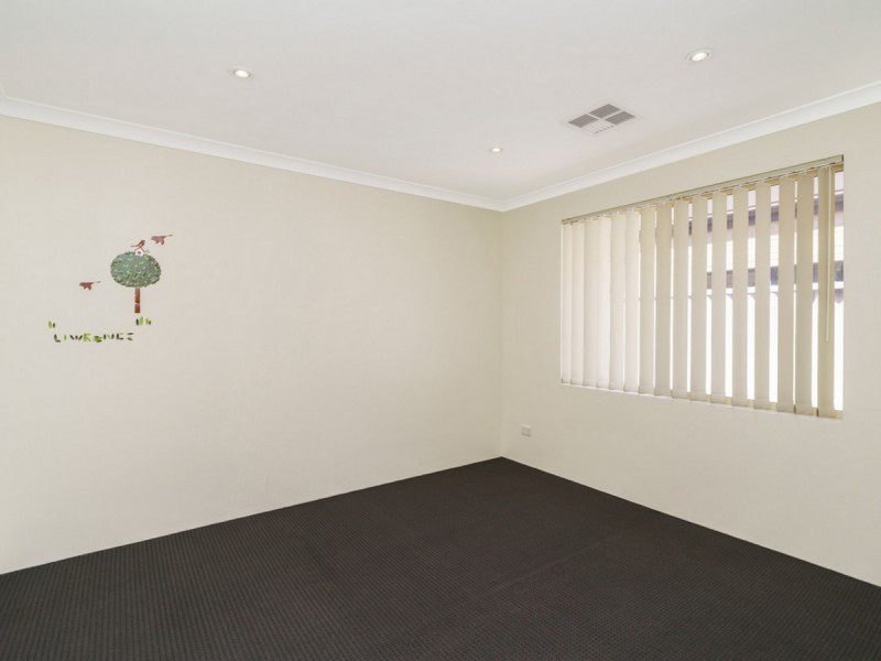 2 Greaves Row, Belmont WA 6104