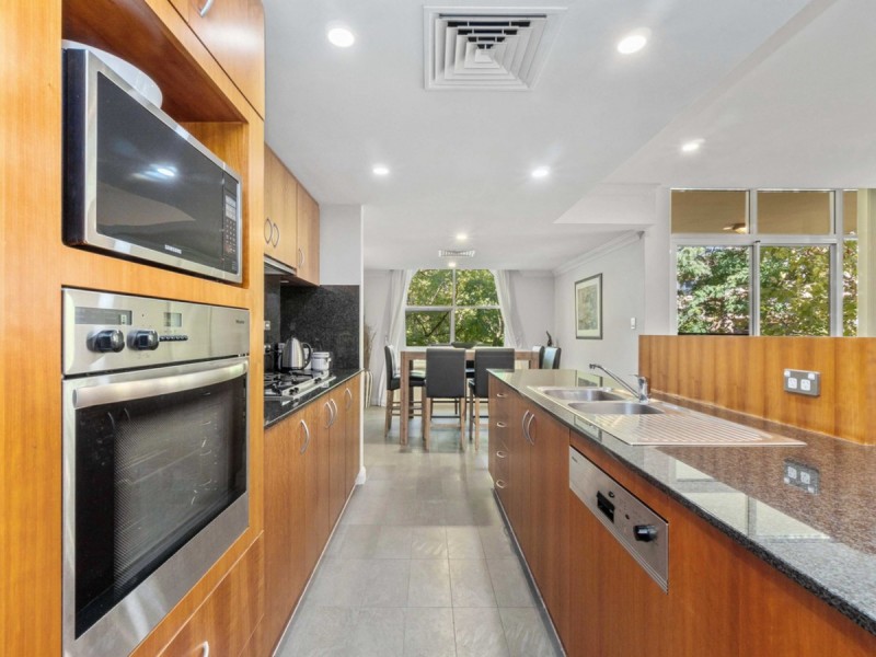 18/20 Royal Street, East Perth WA 6004