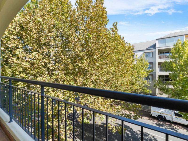 18/20 Royal Street, East Perth WA 6004