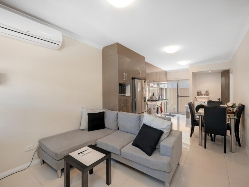 2/9 Henry Street, East Cannington WA 6107