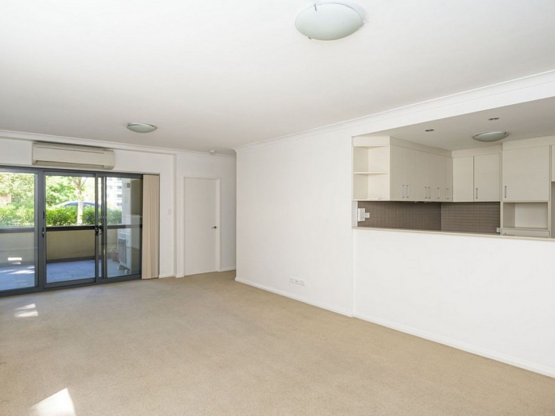 4/18 Wellington Street, East Perth WA 6004