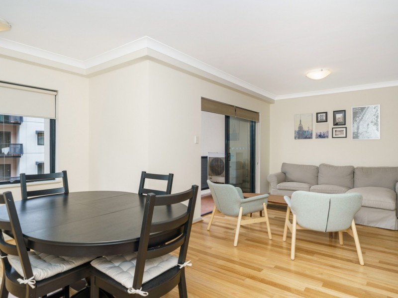 54/128 Mounts Bay Road, Perth WA 6000