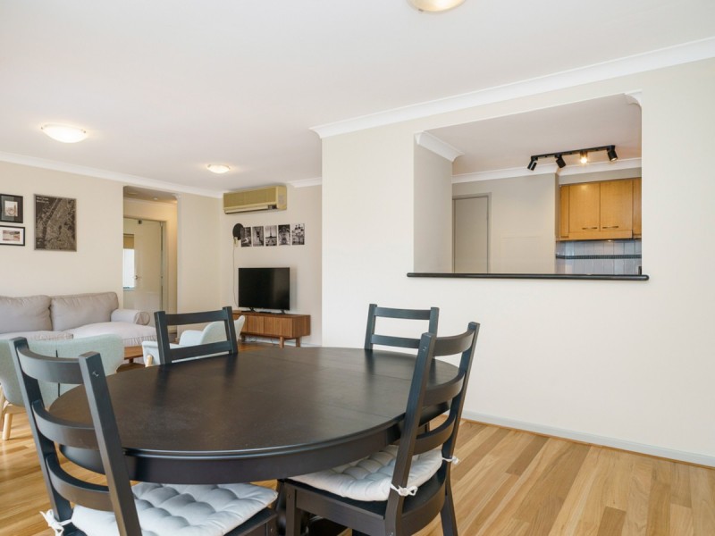 54/128 Mounts Bay Road, Perth WA 6000