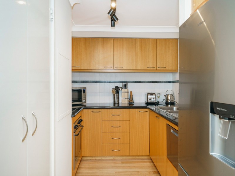 54/128 Mounts Bay Road, Perth WA 6000