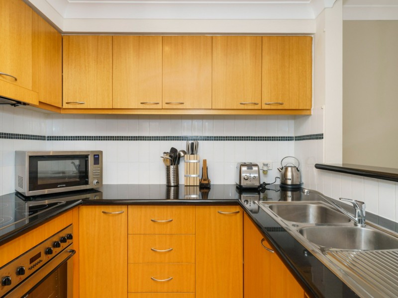 54/128 Mounts Bay Road, Perth WA 6000