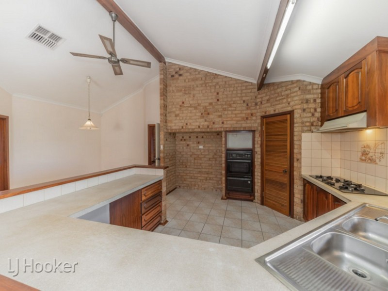 69 Ten Seldam Circle, Winthrop WA 6150