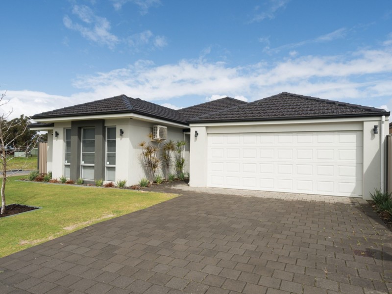 48 Ramorine Turn, Southern River WA 6110