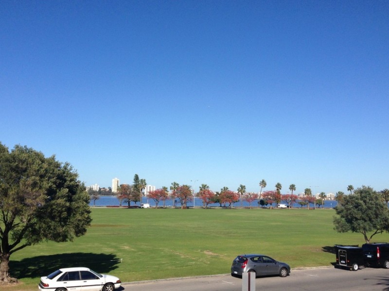 13/114 Terrace Road, Perth WA 6000