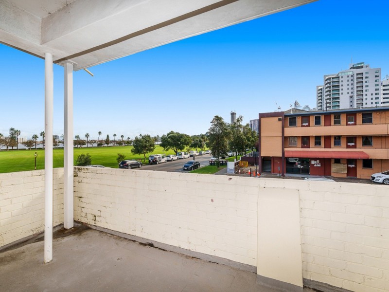13/114 Terrace Road, Perth WA 6000