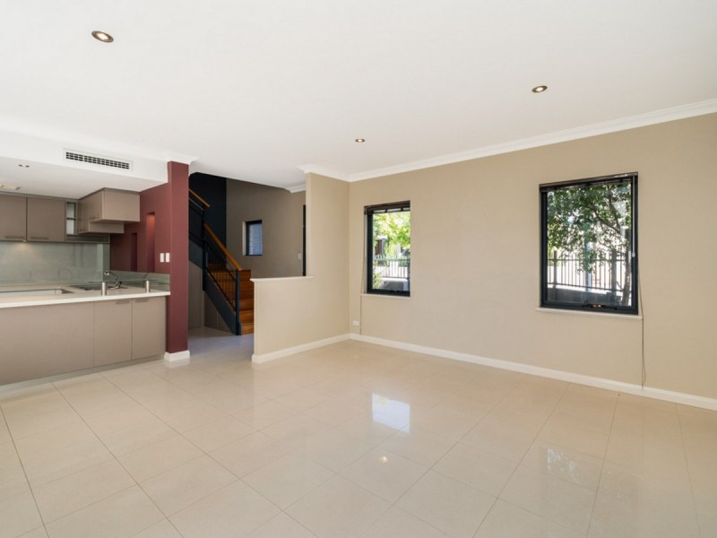 15 Tully Road, East Perth WA 6004