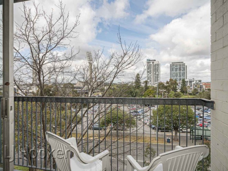 24/38-42 Waterloo Crescent, East Perth WA 6004
