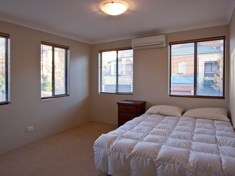 26 Haig Park Circle, East Perth WA 6004