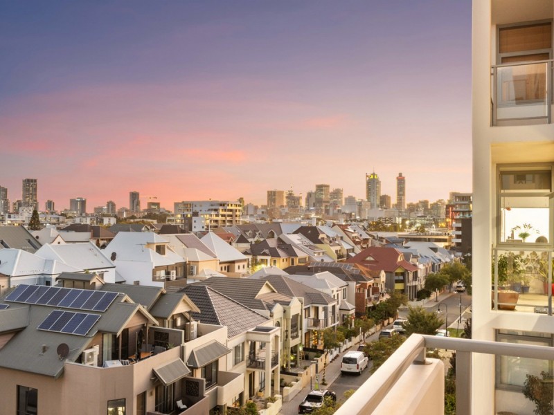 9/47 Tully Road, East Perth WA 6004