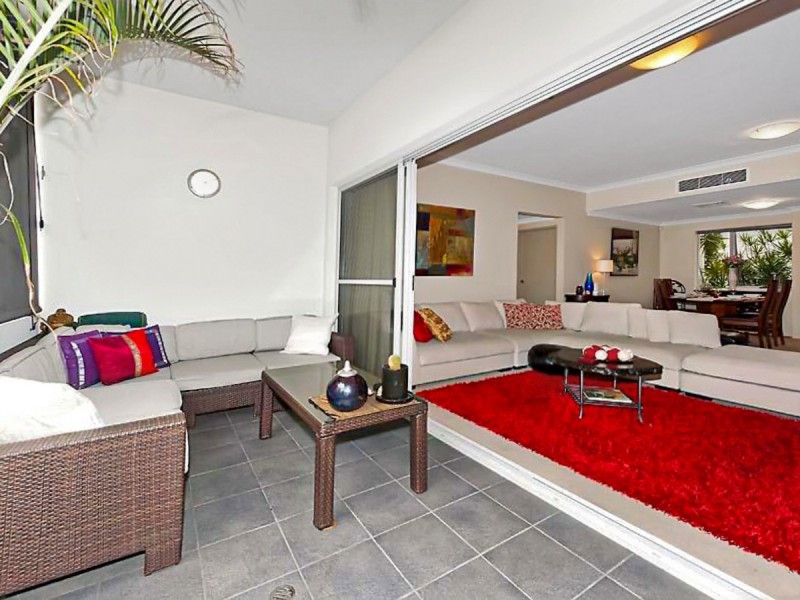 1/32 Fielder Street, East Perth WA 6004