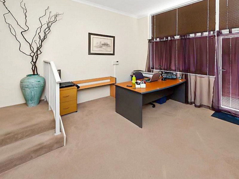 1/32 Fielder Street, East Perth WA 6004