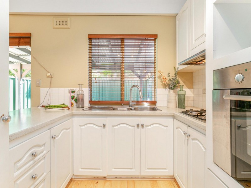 12 Court Street, Highgate WA 6003