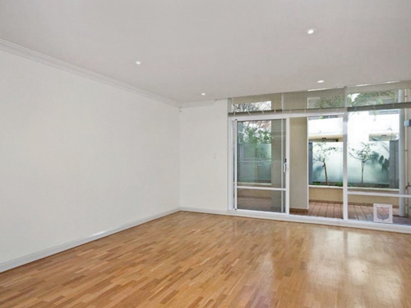 4/20 Royal Street, East Perth WA 6004