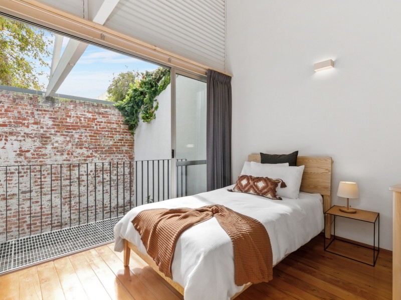 16 Little Brown Street, East Perth WA 6004