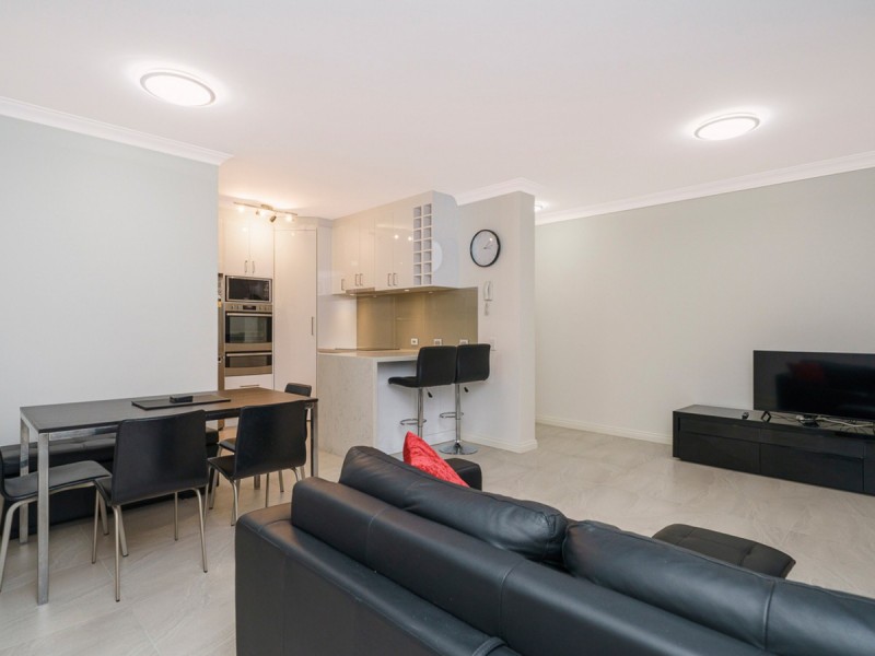 8/48 Wellington Street, East Perth WA 6004