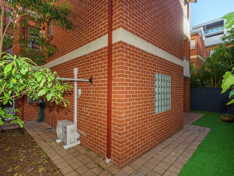 8/48 Wellington Street, East Perth WA 6004