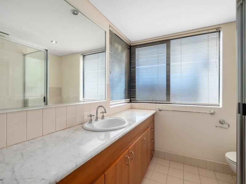 5/60 Henry Lawson Walk, East Perth WA 6004