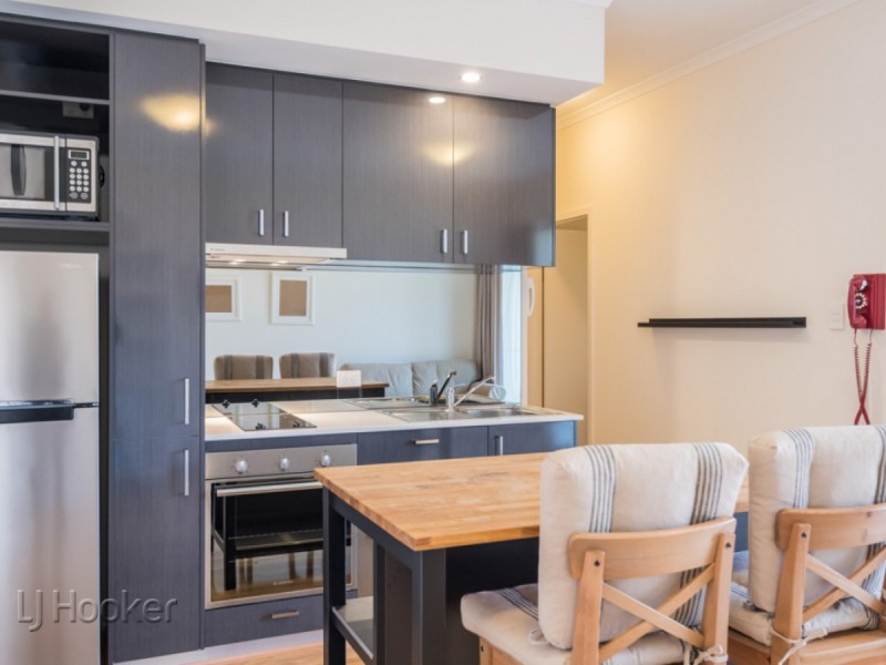 18/35 Wellington Street, East Perth WA 6004