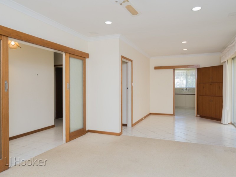 19 Dakin Street, Daglish WA 6008