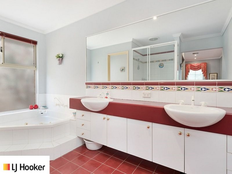 79 Peterborough Circle, North Lake WA 6163