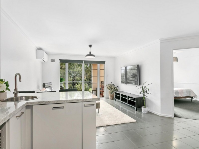 22/125 Wellington Street, East Perth WA 6004