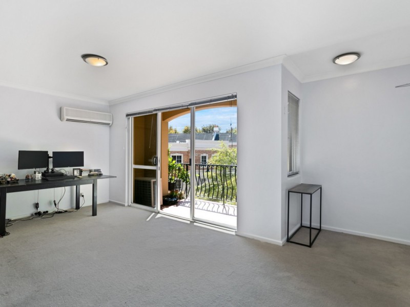 7/27 Eastbrook Terrace, East Perth WA 6004