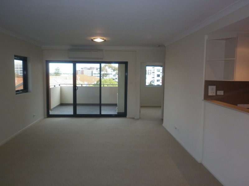 64/18 Wellington Street, East Perth WA 6004