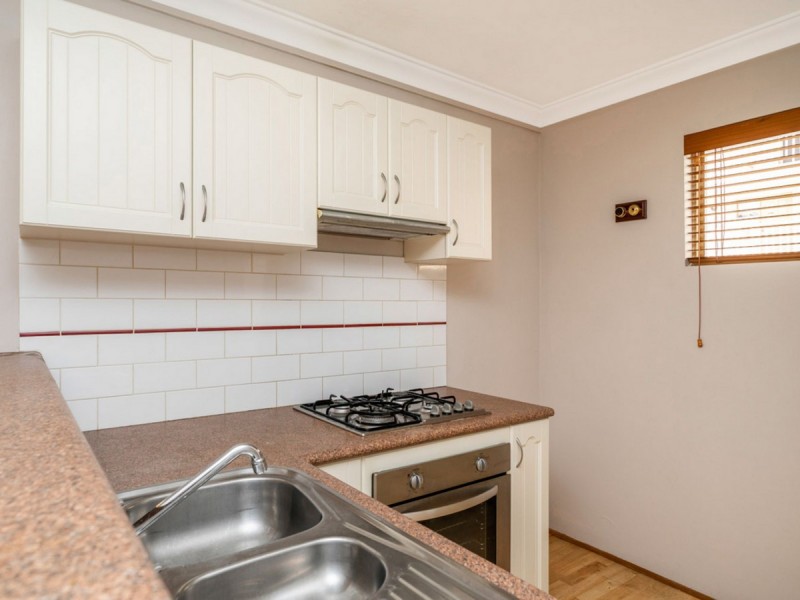 1/22 Nile Street, East Perth WA 6004