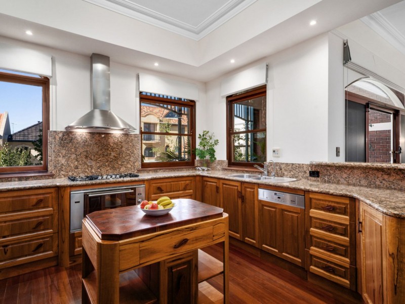 28 Victory Terrace, East Perth WA 6004