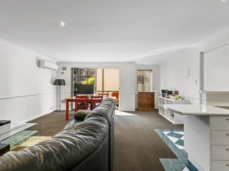 41/125 Wellington Street, East Perth WA 6004
