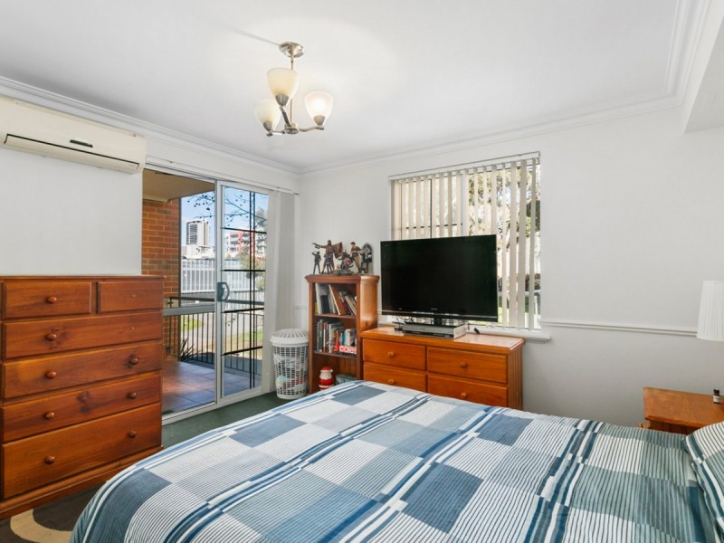 41/125 Wellington Street, East Perth WA 6004