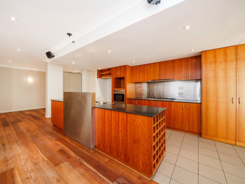 33/20 Royal Street, East Perth WA 6004