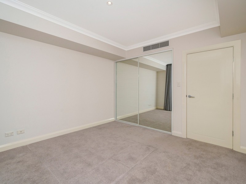 33/20 Royal Street, East Perth WA 6004