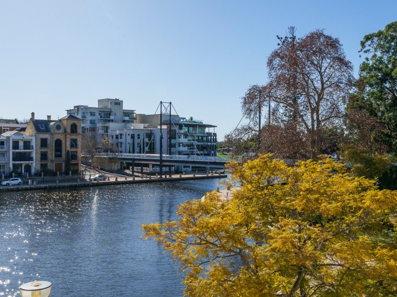 33/20 Royal Street, East Perth WA 6004