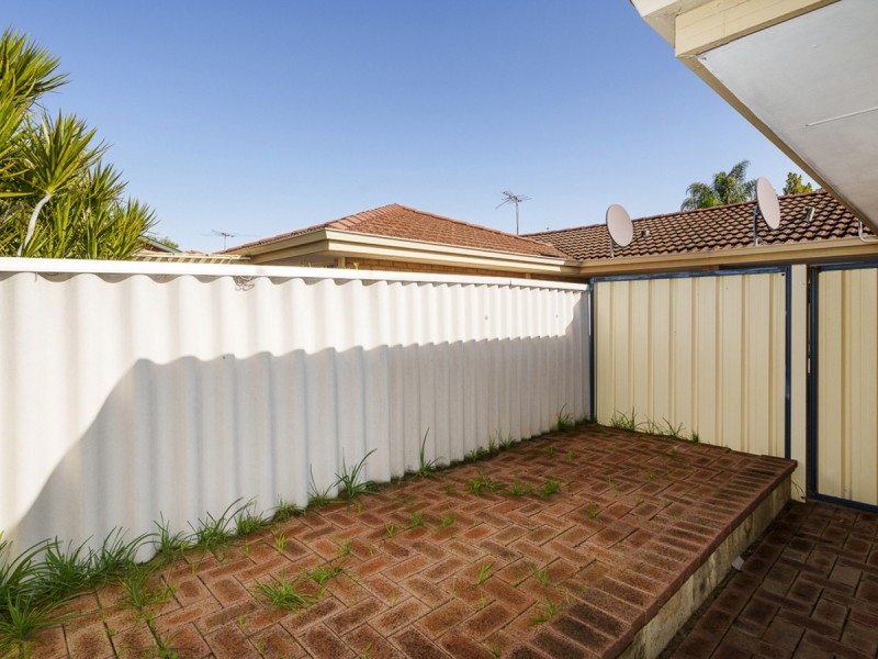 2/43 Sunbury Road, Victoria Park WA 6100